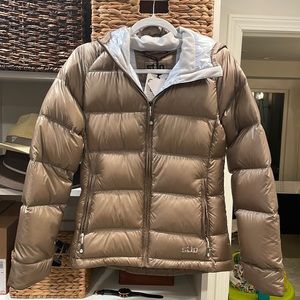 Womens STIO Hometown down hoody jacket in 2021 fall color, rodeo, brand new